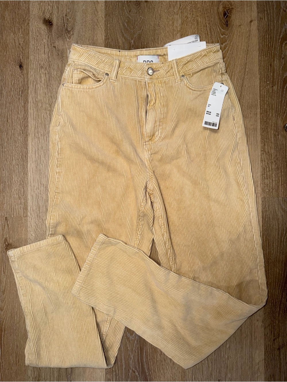 BDG by Urban Outfitters ladies high-rise mom corduroy pants